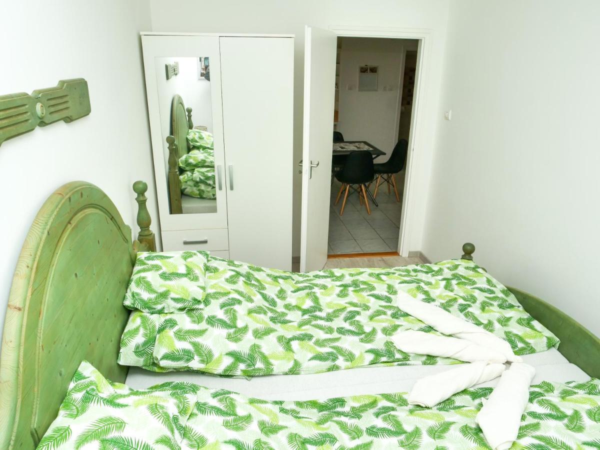 Cseresznyes Apartman Berekfurdo Exterior photo