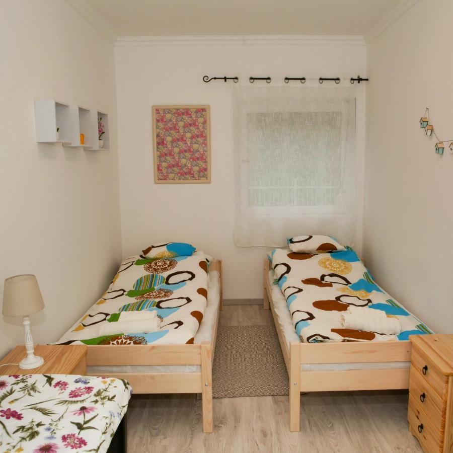 Cseresznyes Apartman Berekfurdo Exterior photo